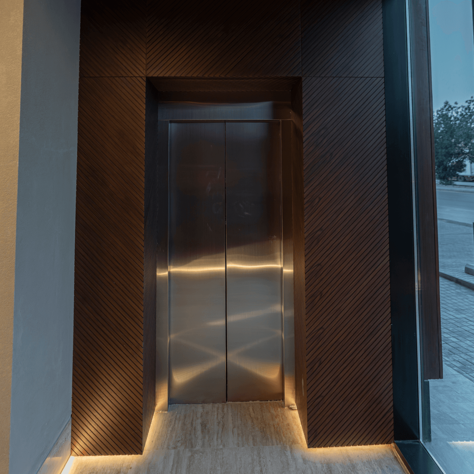 Luxury Apartment 05, photo 11 of 12
